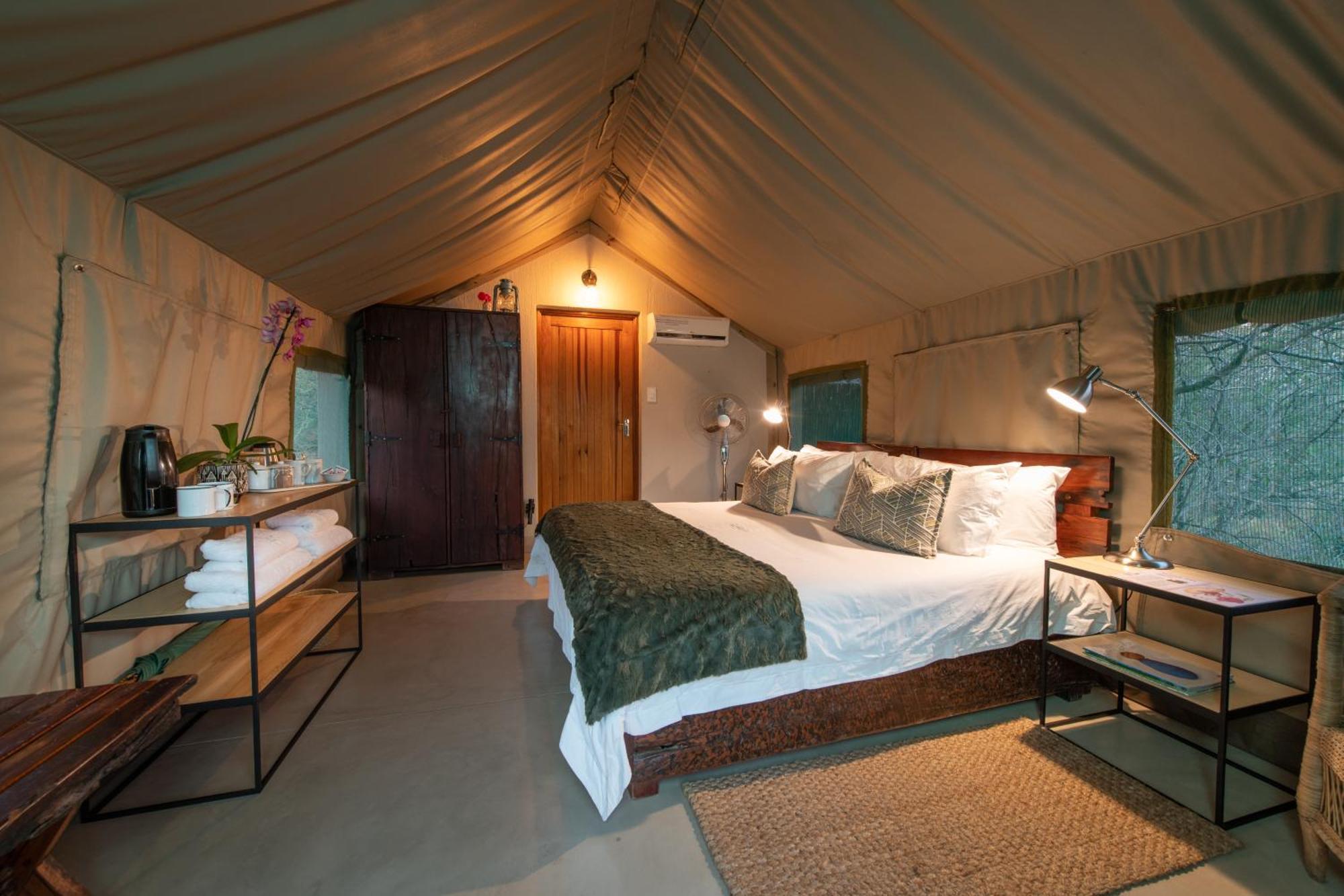 Sausage Tree Safari Camp Balule Game Reserve Exterior photo